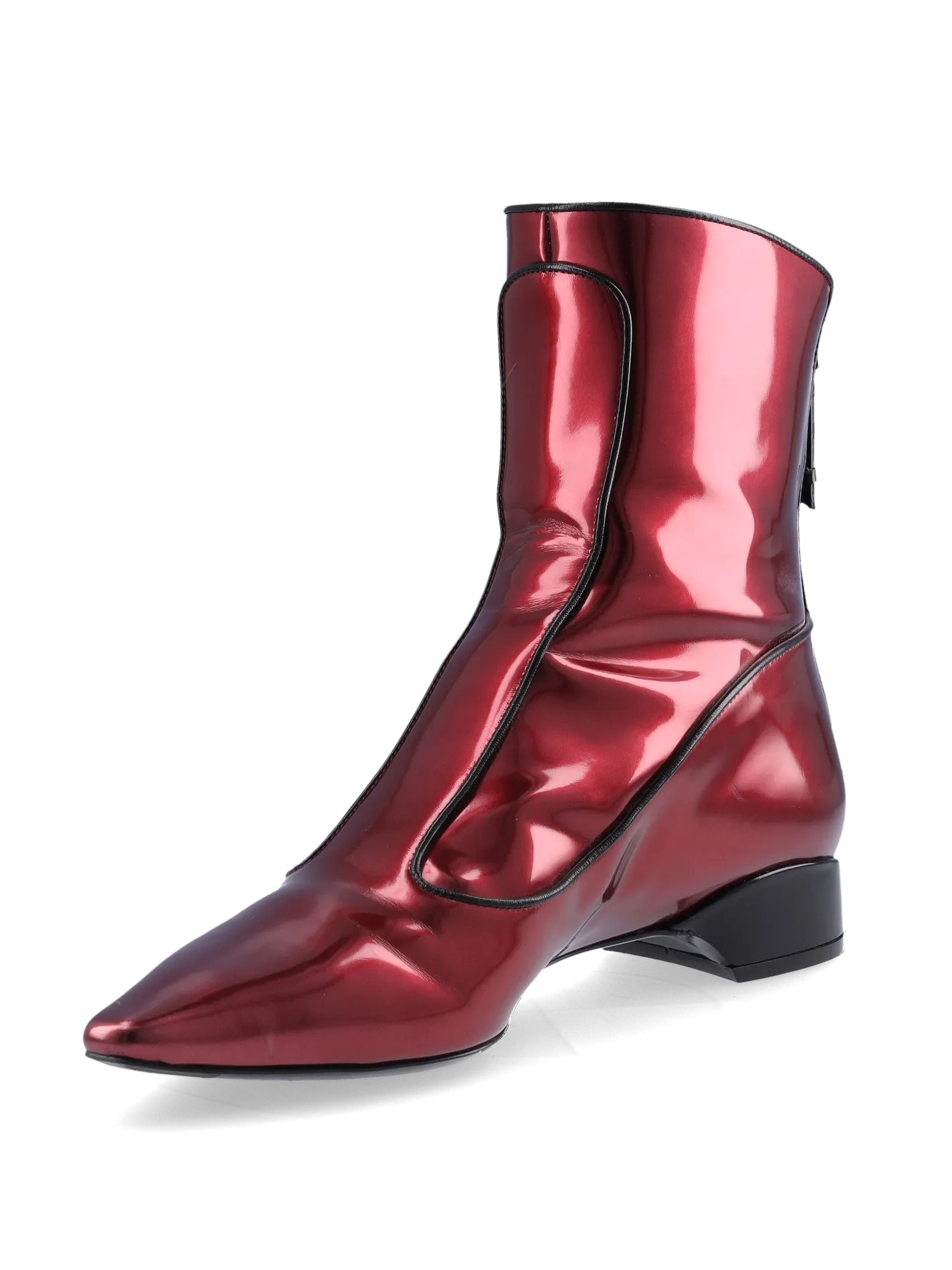pointed-toe patent leather ankle boots